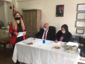 Demokratik Sol Parti Nazilli İlçe Başkanlığı görevine atanan Elif Bora,