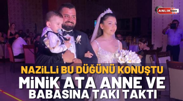 MİNİK ATA ANNE VE BABASINA DÜĞÜNDE TAKI TAKTI