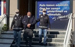 Nazilli Emniyeti bir süredir aradığı hakkında nitelikli yağma suçundan 10