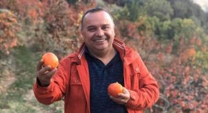 Nazilli’de incir tüccarlığı yapan Yalçın Uzun(47), tenis oynadığı sırada kalp