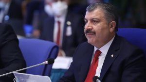 Sağlık Bakanı Fahrettin Koca, Türkiye’de koronavirüs salgınının merkezi olan İstanbul’da