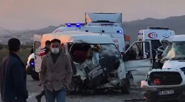 Karacasu’a Feci Kaza! 3 Ağır Yaralı