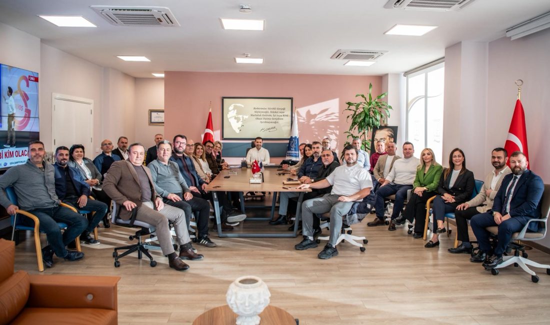 Kuşadası Belediye Başkanı Ömer Günel,