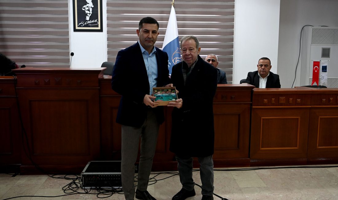 KUŞADASI – Kuşadası Belediye Meclisi