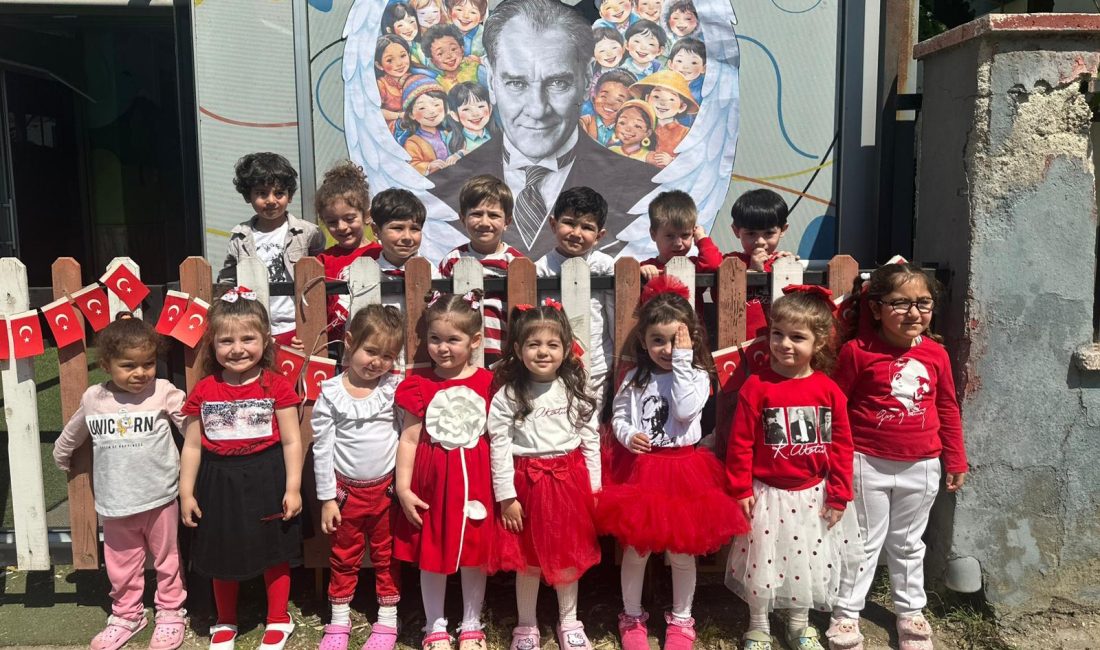 Efeler Belediyesi Gündüz Bakımevlerinde eğitim gören minik öğrenciler, 23 Nisan