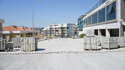 Kuşadası Belediyesi, kent genelinde başlattığı hizmet atağını sürdürüyor. Belediye Başkanı