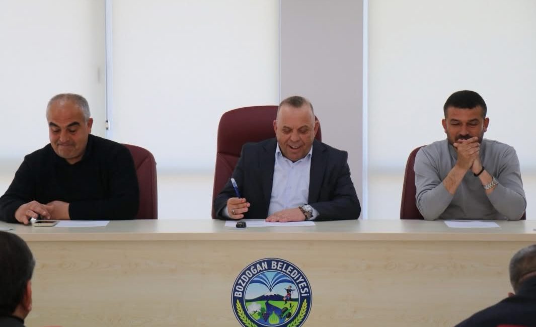 BOZDOĞAN – Bozdoğan Belediye Meclisi’nde