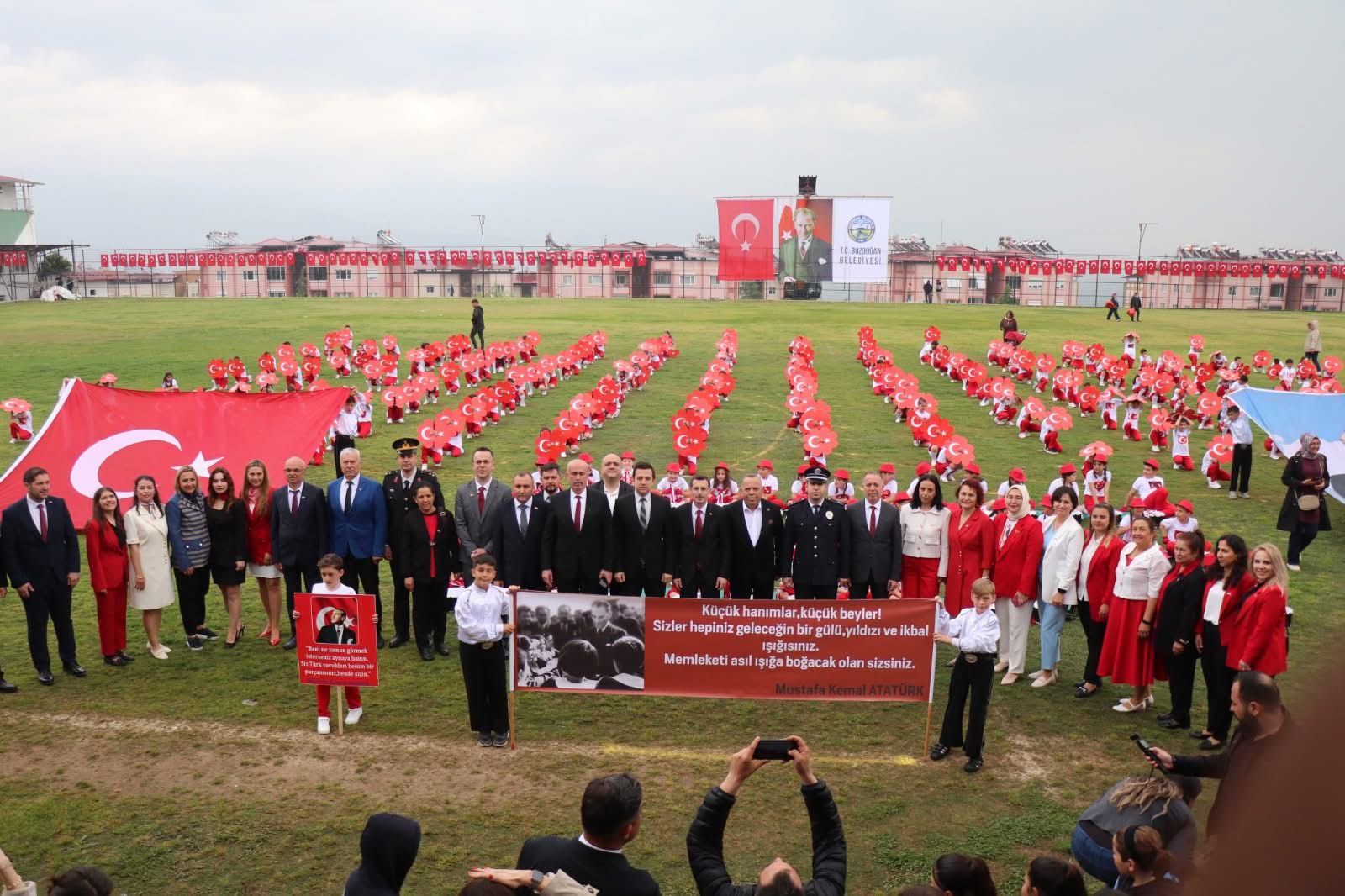 Aydın’ın Bozdoğan ilçesinde 23 Nisan Ulusal Egemenlik ve Çocuk Bayramı,