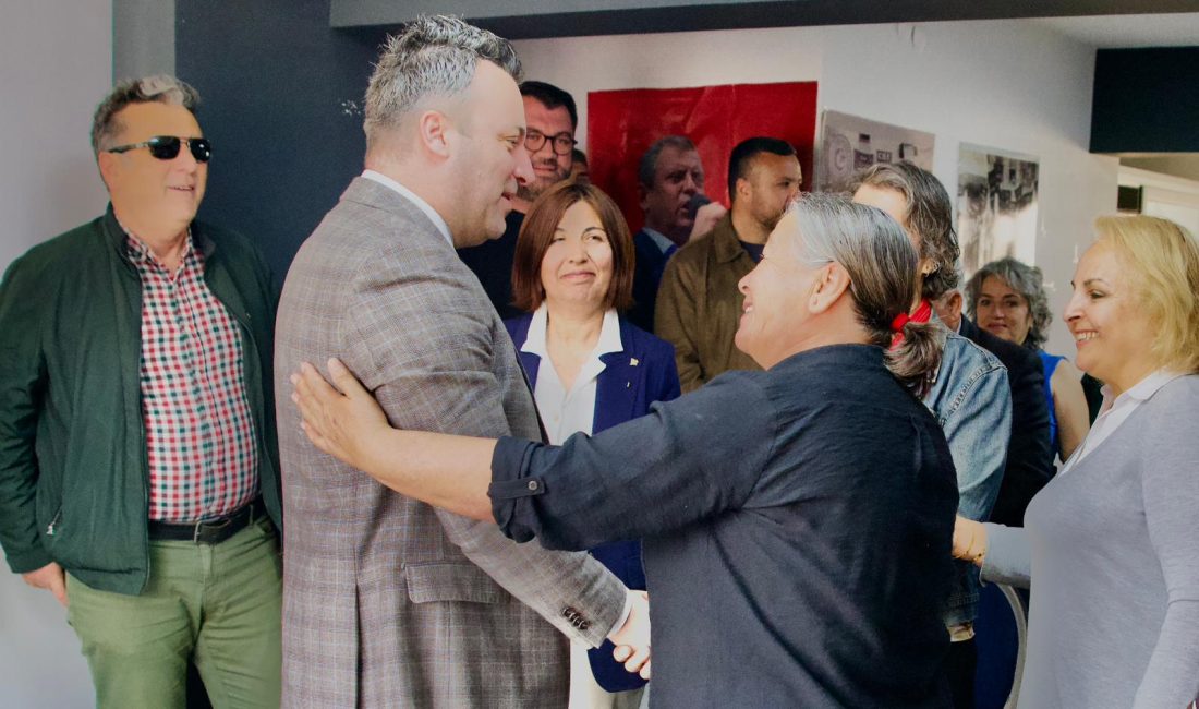 Kuşadası Belediyesi yönetim kadrosu, “Hizmet