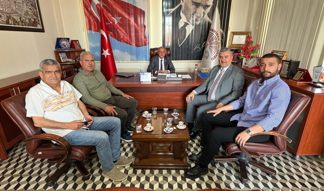 Nazilli Ticaret Odası (NTO) Başkan Adayı Özen Akgün ve beraberindeki