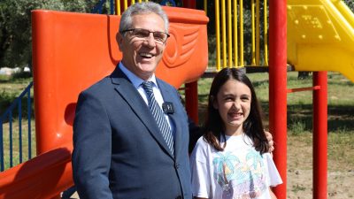 Nazilli’de yaşayan 11 yaşındaki Simay Ezel Navruz, mahallesindeki çocuk parkının