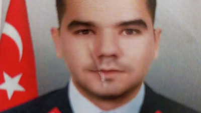 Balıkesir’de görev yapan 30 yaşındaki Astsubay Sercan Bölük, hayatını kaybetti.